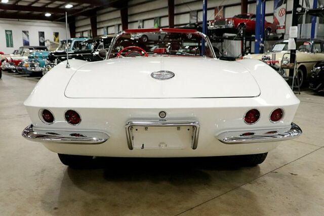 1961 Chevrolet Corvette Convertible - photo 4