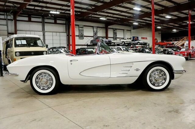 1961 Chevrolet Corvette Convertible - photo 6