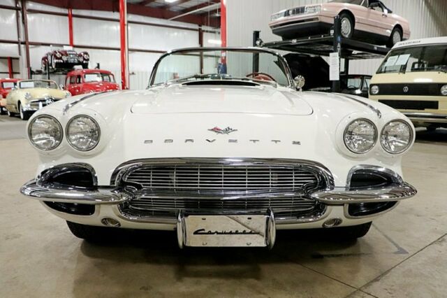 1961 Chevrolet Corvette Convertible - photo 8
