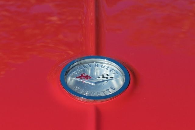 1961 Chevrolet Corvette Ask About Free Shipping! Fuel Injected 327 V8 - photo 8