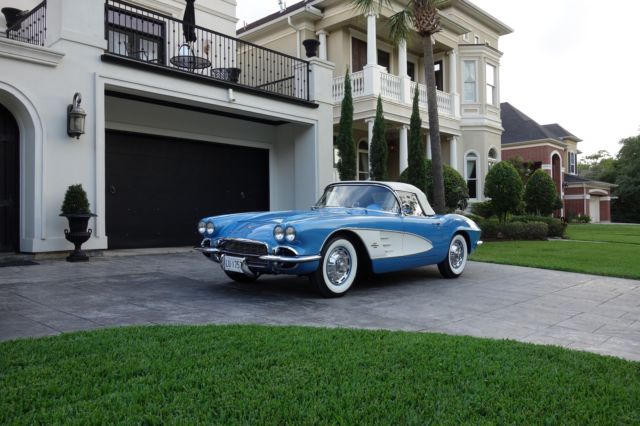 1961 Chevrolet Corvette - photo 3