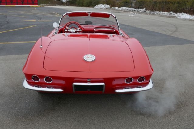 1961 Chevrolet Corvette -CONVERTIBLE -NUMBERS MATCHING - SEE VIDEO- - photo 11