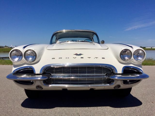 1961 Chevrolet Corvette Convertible - photo 8