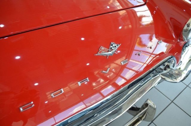 1961 Chevrolet Corvette Convertible W/ 283/270 HP 2X4 Carburetors - photo 11