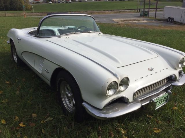 1961 Chevrolet Corvette - photo 2