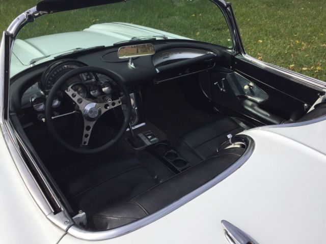 1961 Chevrolet Corvette - photo 5