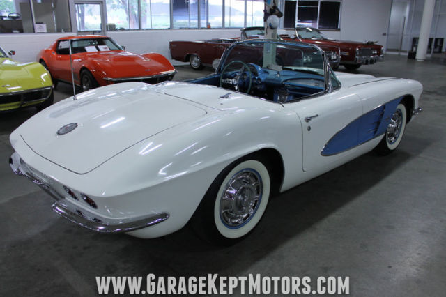1961 Chevrolet Corvette Convertible - photo 8