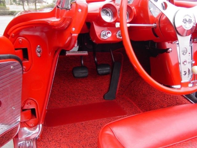 1961 Chevrolet Corvette Complete Nut & Bolt Restoration With Under 200 Miles - photo 7
