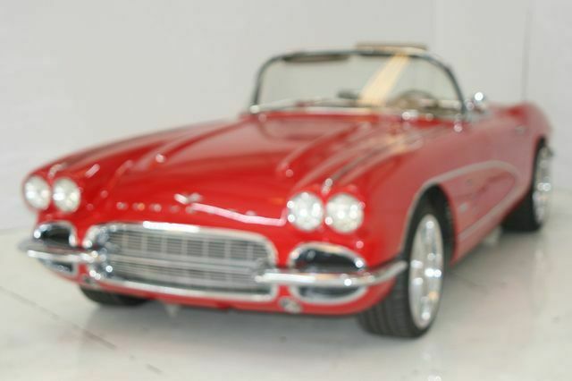 1961 Chevrolet Corvette Convt Resto Mod - photo 3