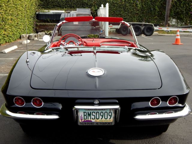 1961 Chevrolet Corvette 4 Speed Dual Quad Roadster - Restored - photo 7
