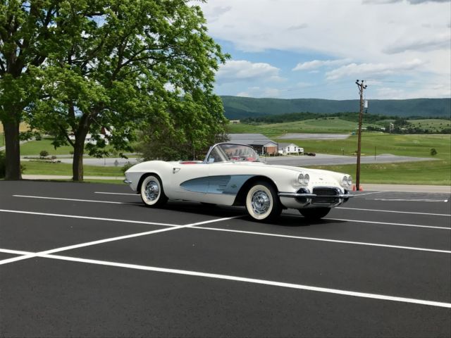 1961 Chevrolet Corvette ErmineWhite/Red*CorrectEngine283/230hp*4-spd*NICE* 1961 Chevrolet Corvette ErmineWhite/Red*CorrectEngine283/230hp*4-spd*NICE*