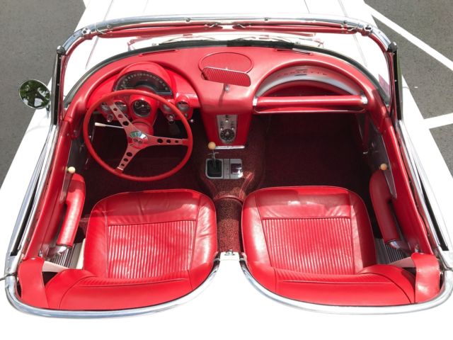 1961 Chevrolet Corvette ErmineWhite/Red*CorrectEngine283/230hp*4-spd*NICE* - photo 12