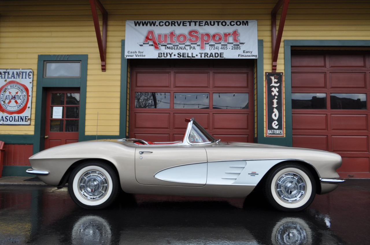 1961 Chevrolet Corvette Extremely Rare Fawn Beige/Red 270hp 4sp! 94177 Miles Faw 1961 Chevrolet Corvette Extremely Rare Fawn Beige/Red 270hp 4sp!