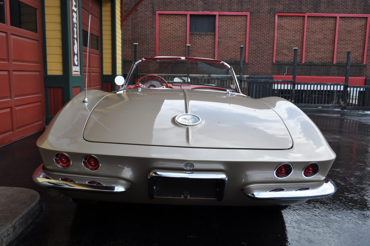 1961 Chevrolet Corvette Extremely Rare Fawn Beige/Red 270hp 4sp! - photo 12