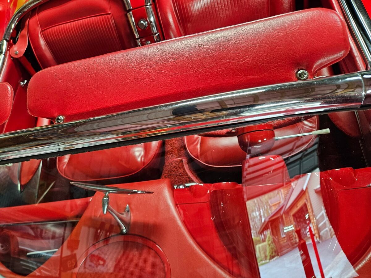 1961 Chevrolet Corvette - photo 10