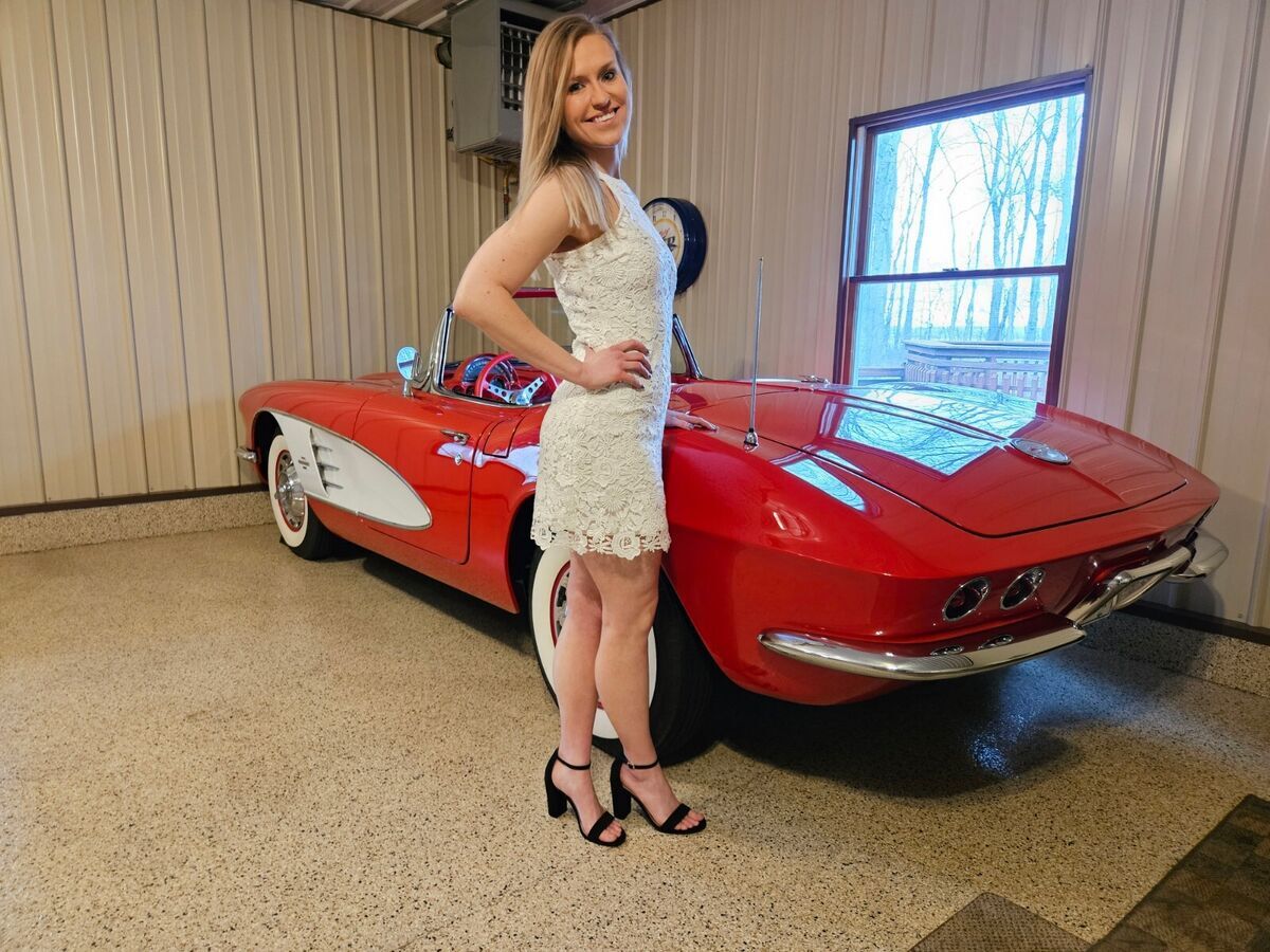 1961 Chevrolet Corvette - photo 4