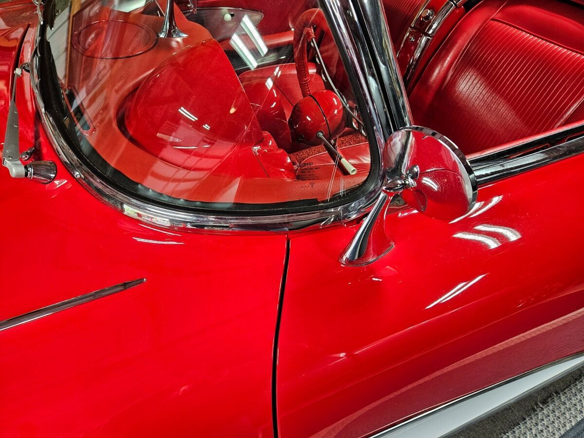 1961 Chevrolet Corvette - photo 7