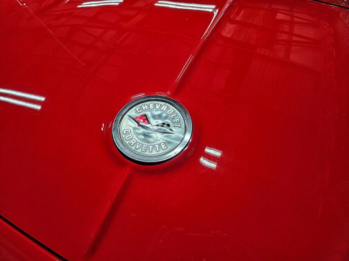 1961 Chevrolet Corvette - photo 8