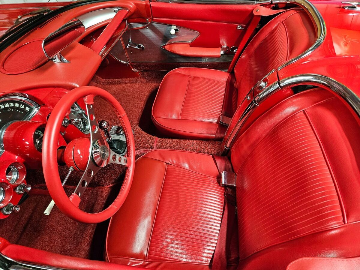 1961 Chevrolet Corvette - photo 9