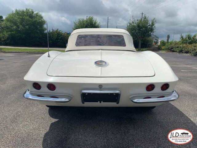 1961 Chevrolet Corvette - photo 7