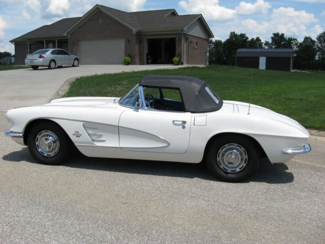 1961 Chevrolet Corvette Corvette - photo 3
