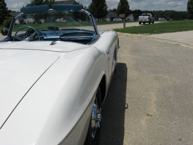 1961 Chevrolet Corvette Corvette - photo 7