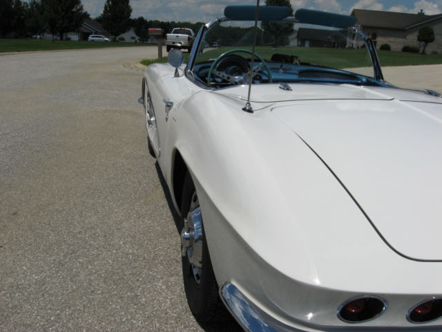 1961 Chevrolet Corvette Corvette - photo 8