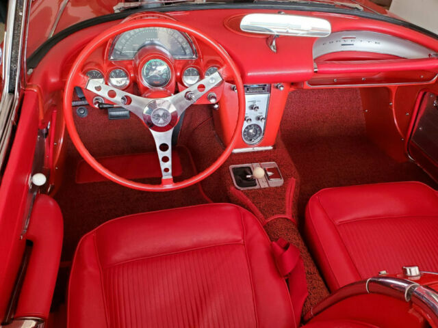 1961 Chevrolet Corvette - photo 11