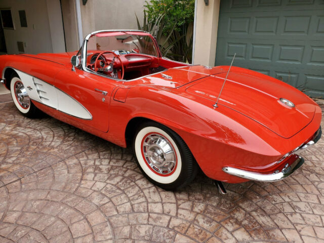 1961 Chevrolet Corvette - photo 4