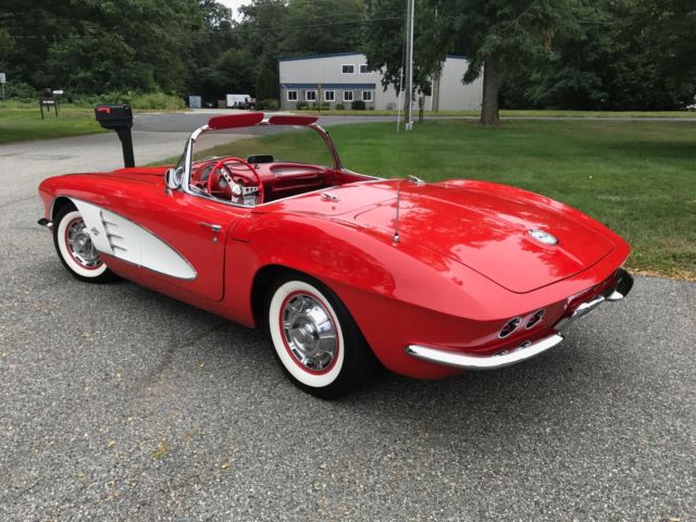 1961 Chevrolet Corvette - photo 5