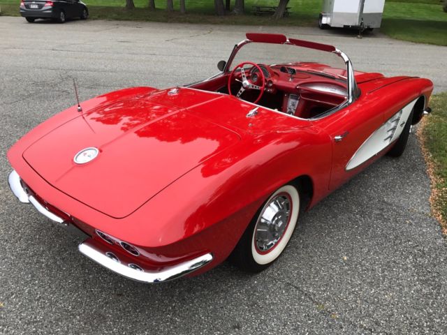 1961 Chevrolet Corvette - photo 8