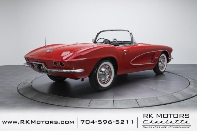 1961 Chevrolet Corvette -- - photo 2