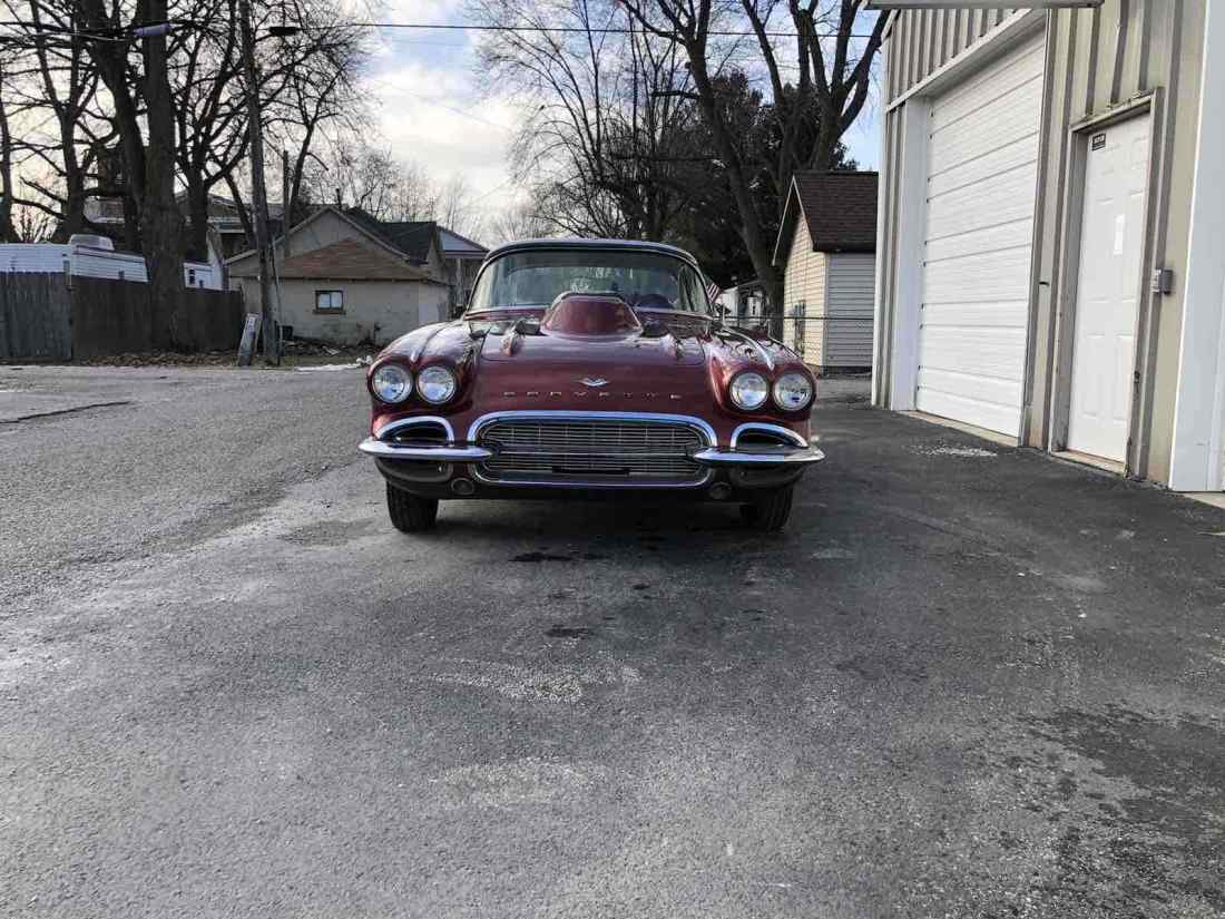 1961 Chevrolet Corvette - photo 10