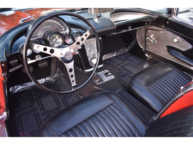 1961 Chevrolet Corvette - photo 2
