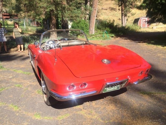 1961 Chevrolet Corvette Restored Hardtop Convertible - photo 6