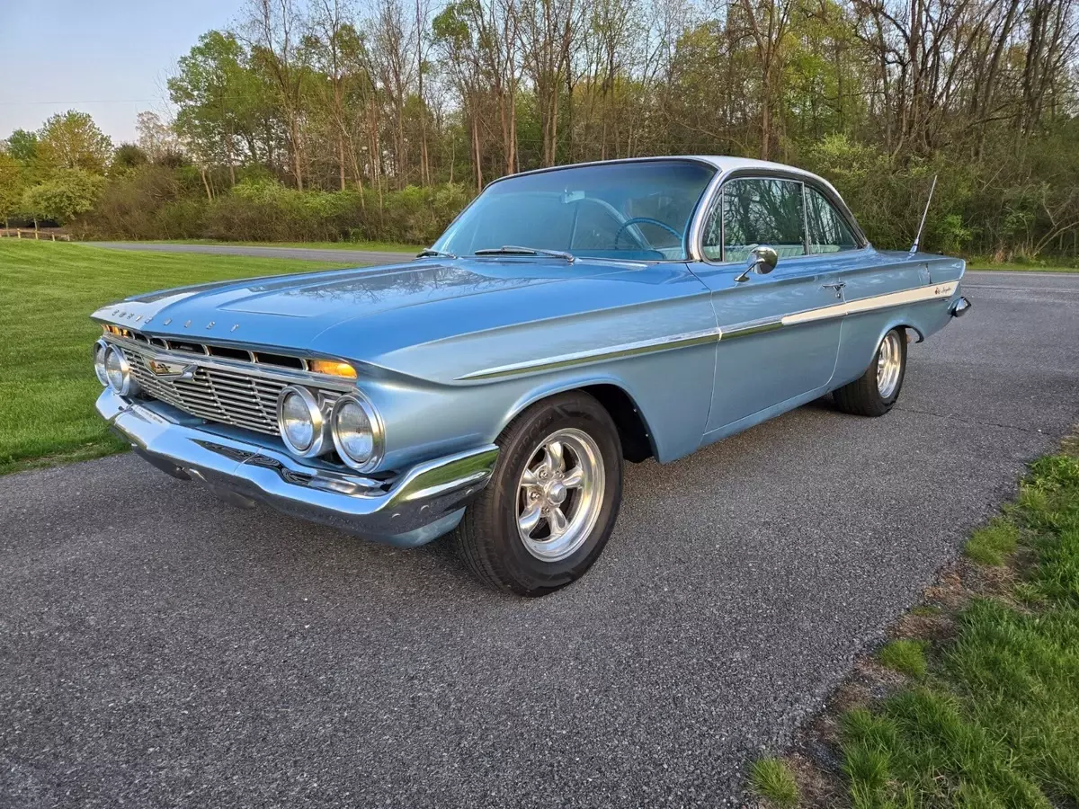 1961 Chevrolet Impala "Bubble Top"...348...3 Deuces! 1961 Chevrolet Impala