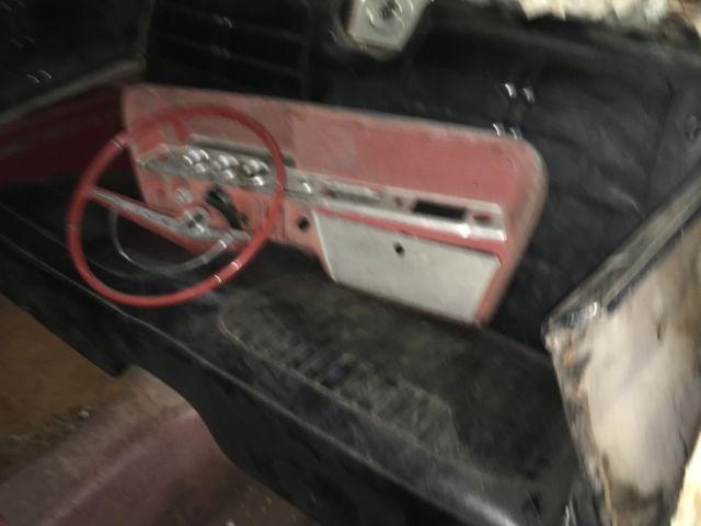 1961 Chevrolet Impala 2 door sport coupe - photo 7