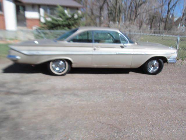 1961 Chevrolet Impala Bubble Top - photo 2