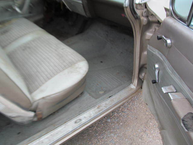 1961 Chevrolet Impala - photo 3