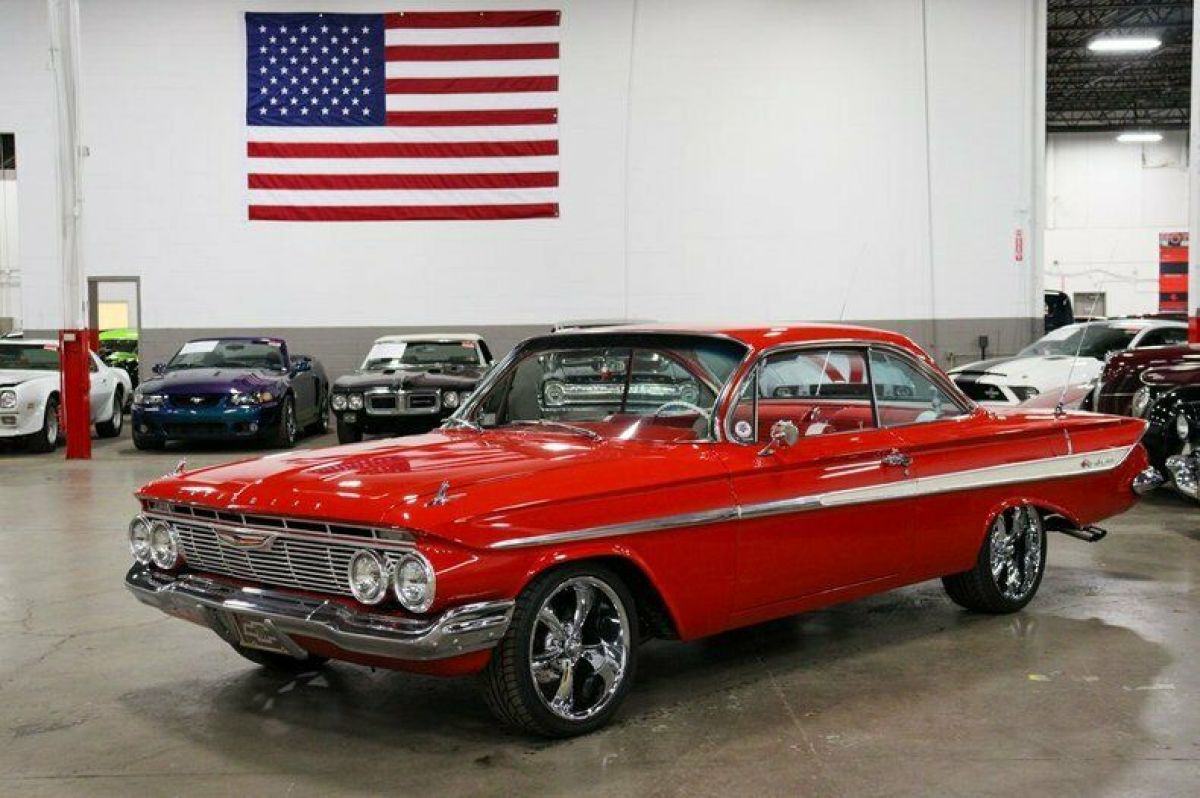 1961 Chevrolet Impala 98433 Miles Red 350ci V8 5-Speed Manual 1961 Chevrolet Impala