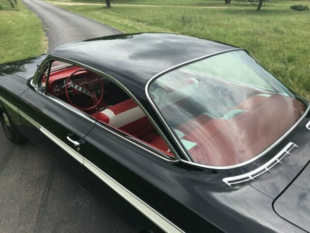 1961 Chevrolet Impala Big Block, 4-Speed, Exceptional - photo 3