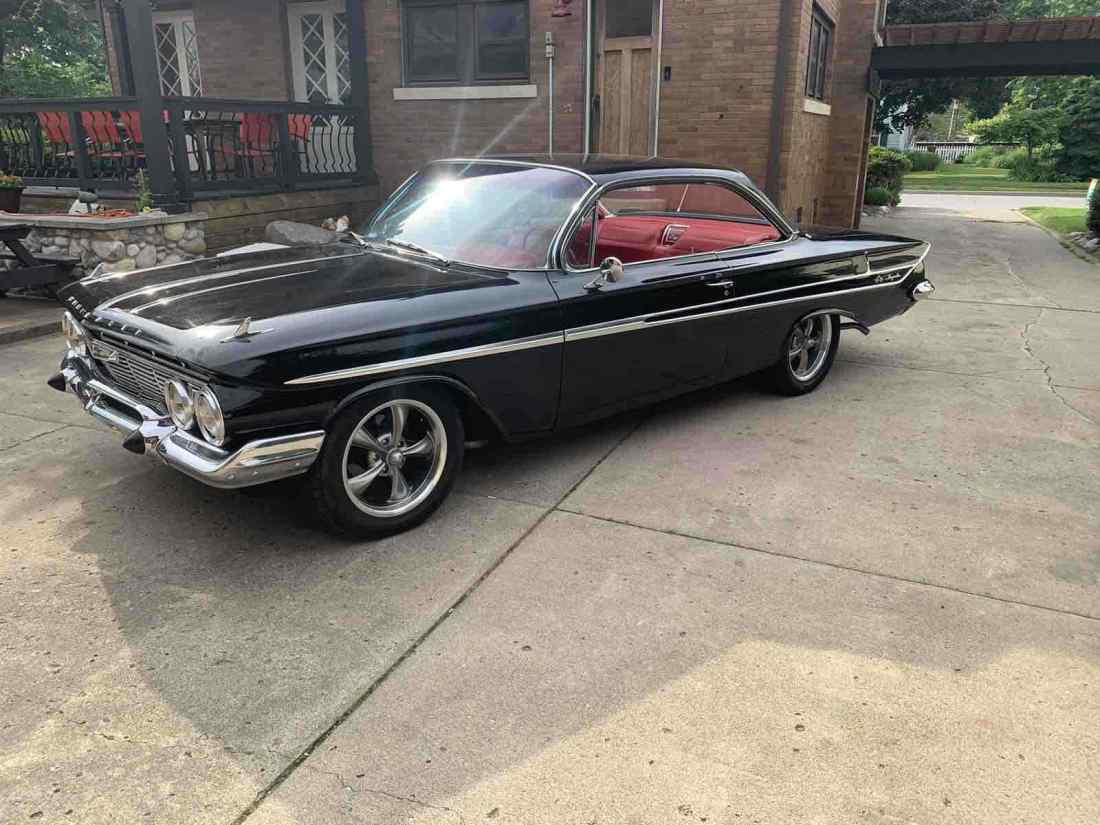1961 Chevrolet Impala - photo 4