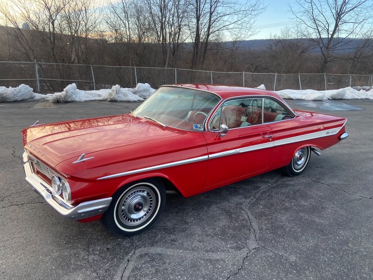 1961 Chevrolet Impala 2dr Bubble Top - photo 4
