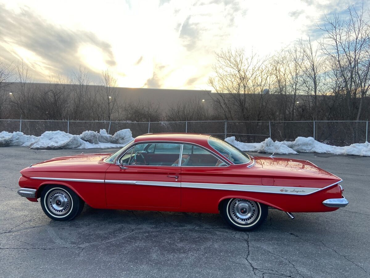 1961 Chevrolet Impala 2dr Bubble Top - photo 5
