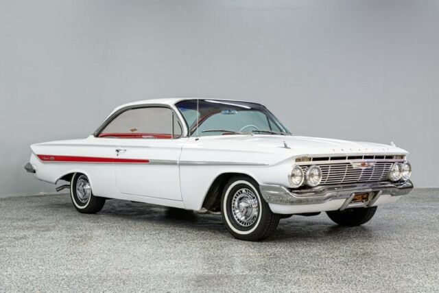 1961 Chevrolet Impala Bubble Top - photo 10