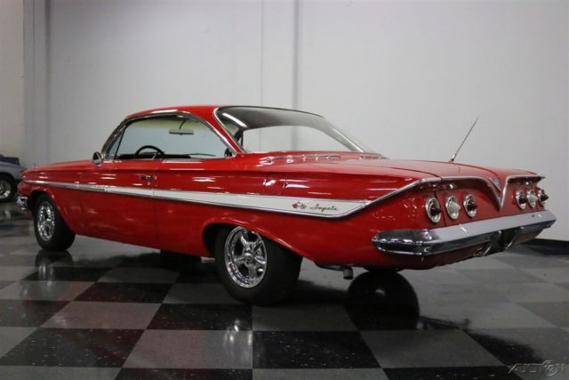 1961 Chevrolet Impala Bubble Top - photo 9