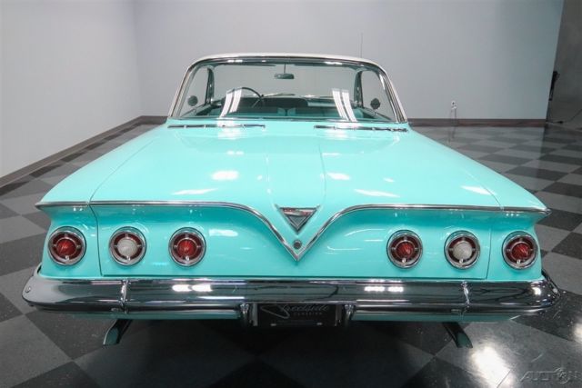1961 Chevrolet Impala Bubble Top - photo 11