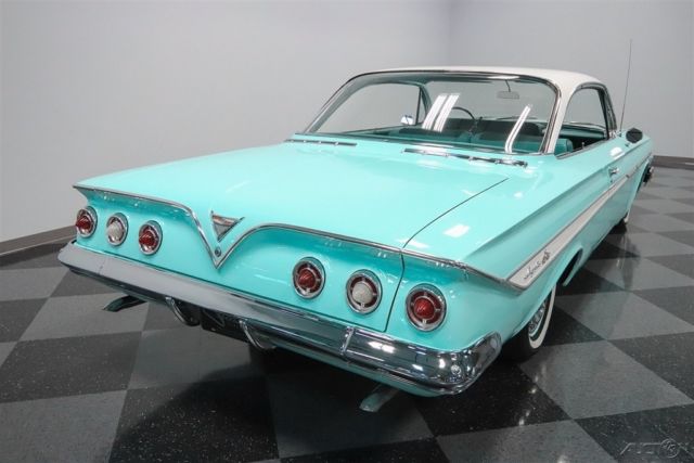 1961 Chevrolet Impala Bubble Top - photo 12