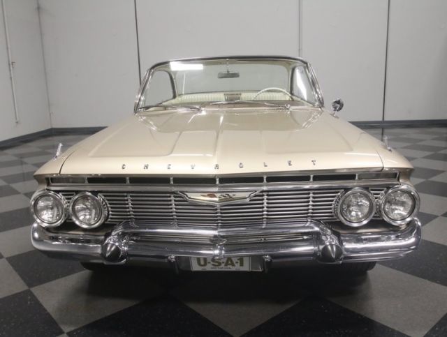 1961 Chevrolet Impala Bubble Top - photo 6
