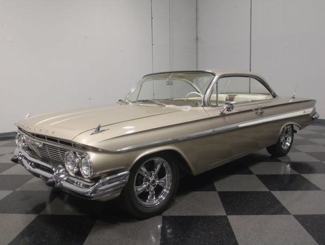 1961 Chevrolet Impala Bubble Top - photo 9